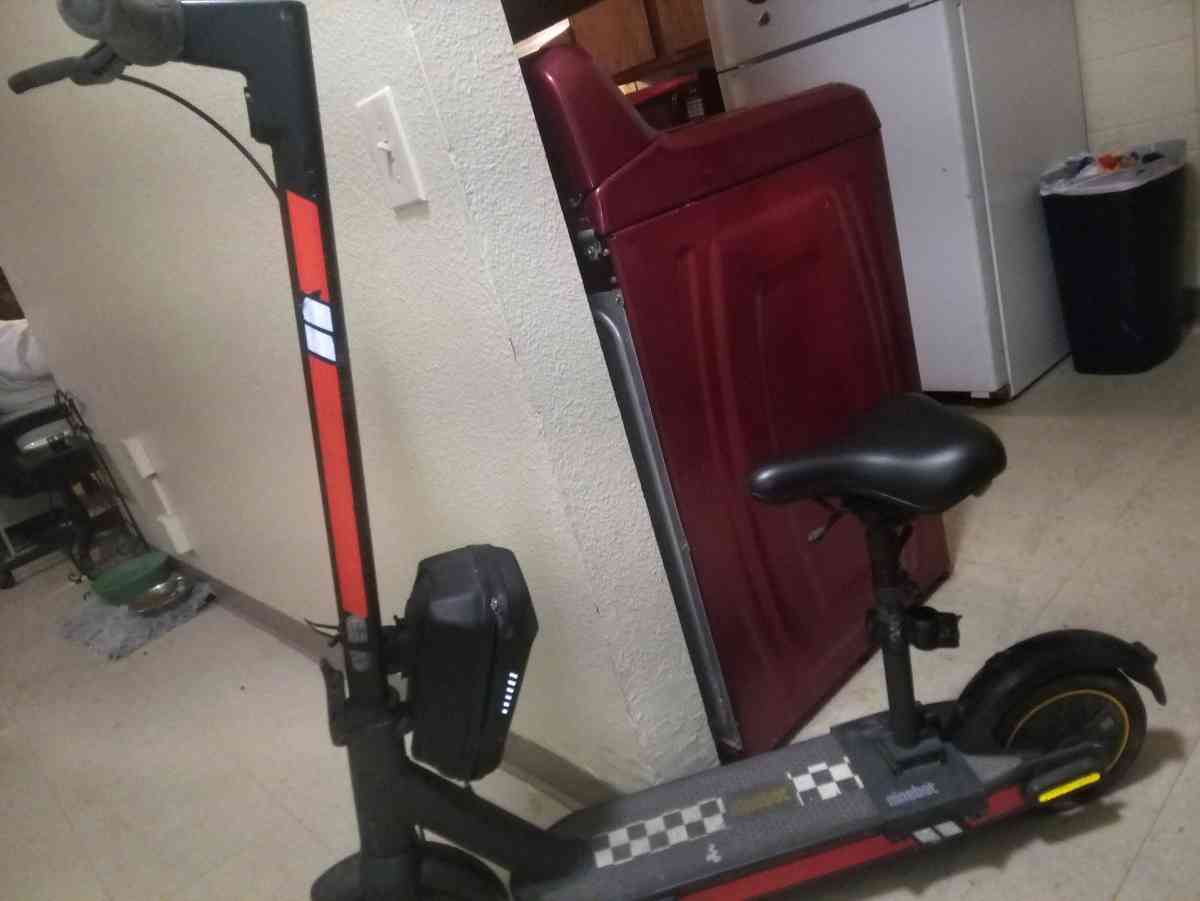 ninebot sit scooter fast need gone asap moving works good ec
