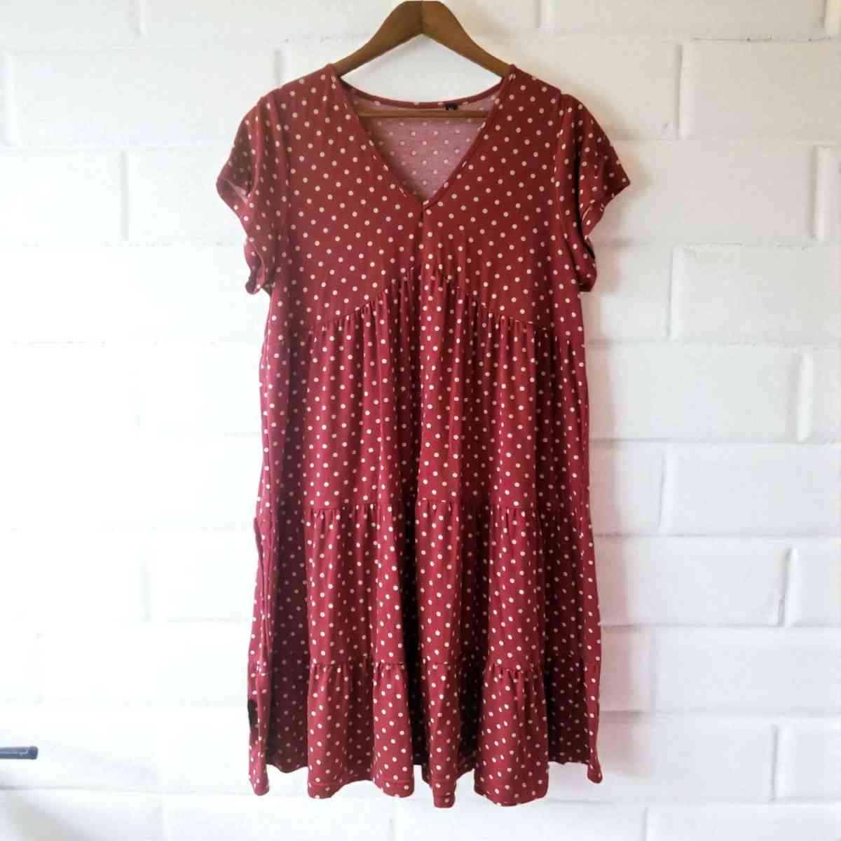 Red Polka Dot VNeck Short Sleeve Casual Dress