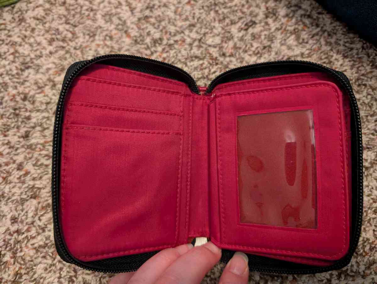 Wallet with the letter L