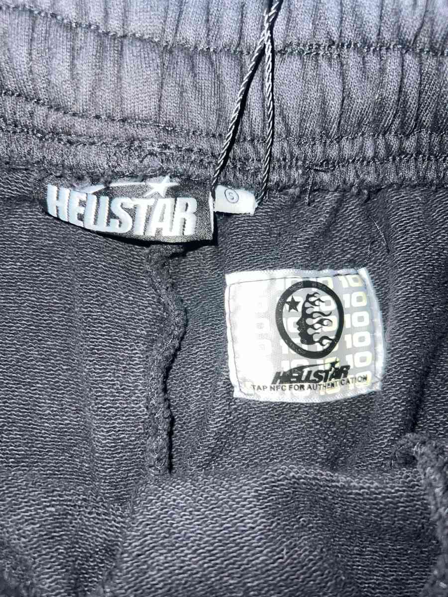 black Hellstar shorts size small comes with bag and tag