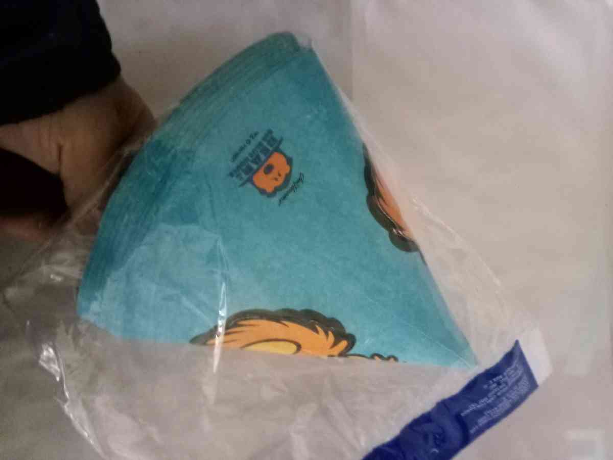 8pack 5x bear in the big blue house party hats