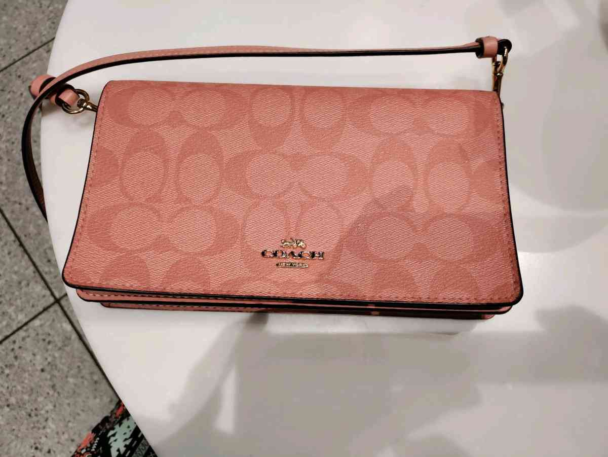 Coach Crossbody In Light Pink