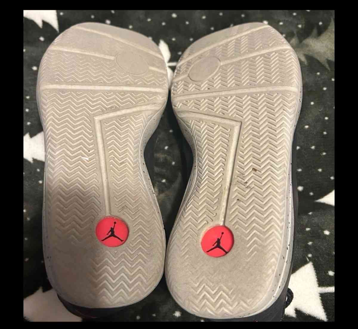 Size 7 And A Half Jordan Eclipse Holiday 2015