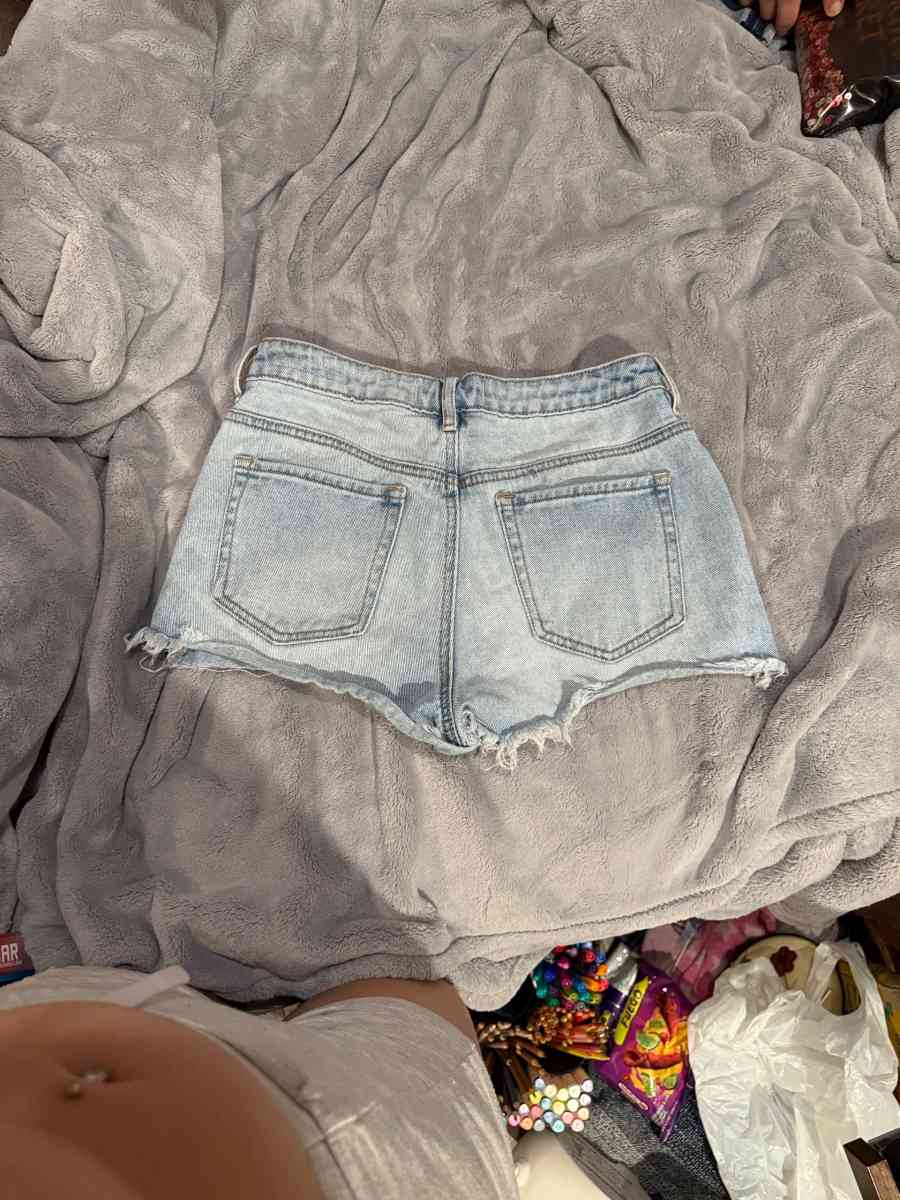 PacSun women jean shorts