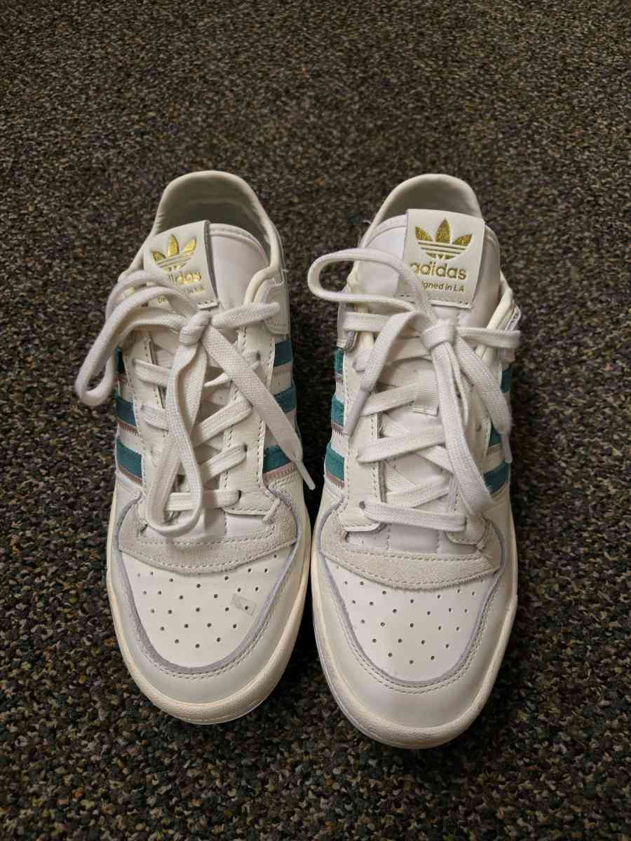 Womens adidas Forum shoes