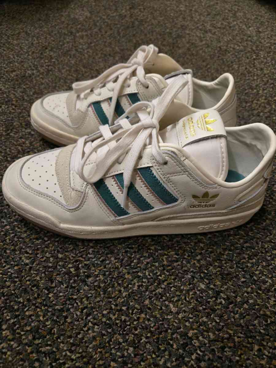 Womens adidas Forum shoes