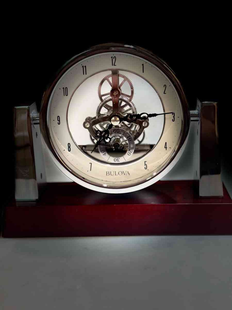 Bulova Desk Top Clock