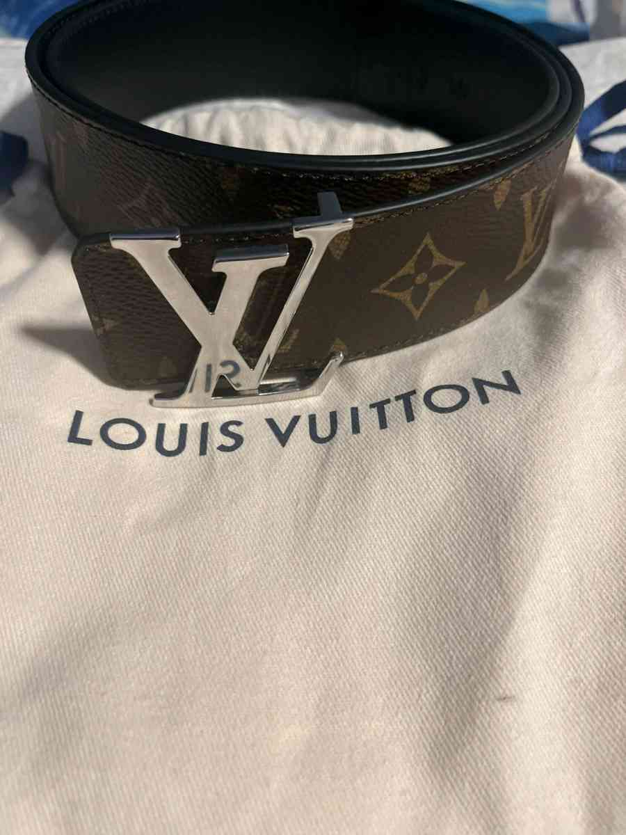 Luis vuitton mens belt