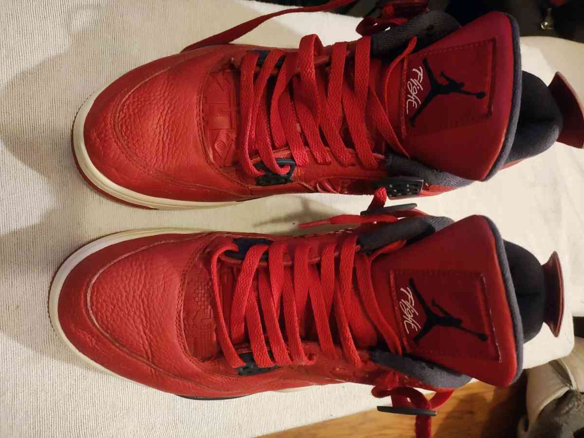 Jordan 4s size 12