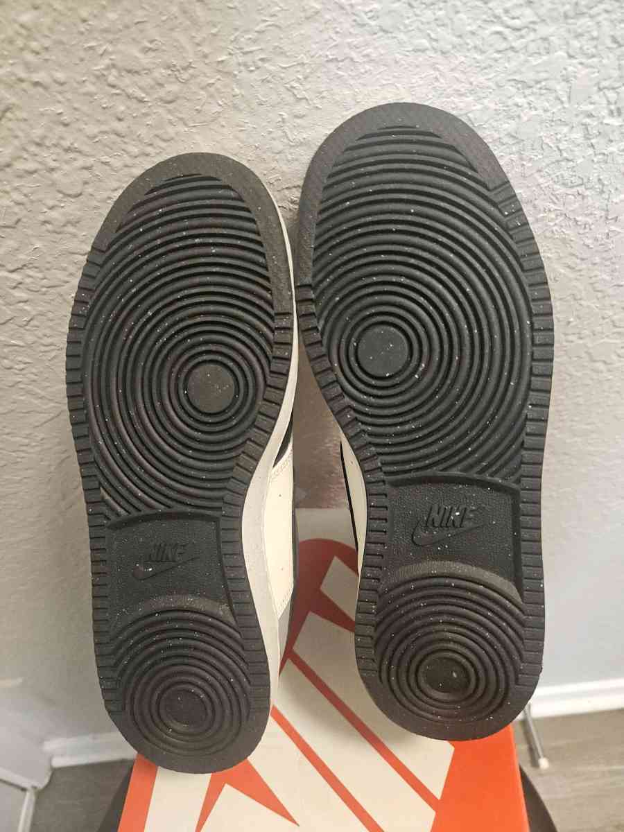 Nike Court Vision NN Mens Sneakers