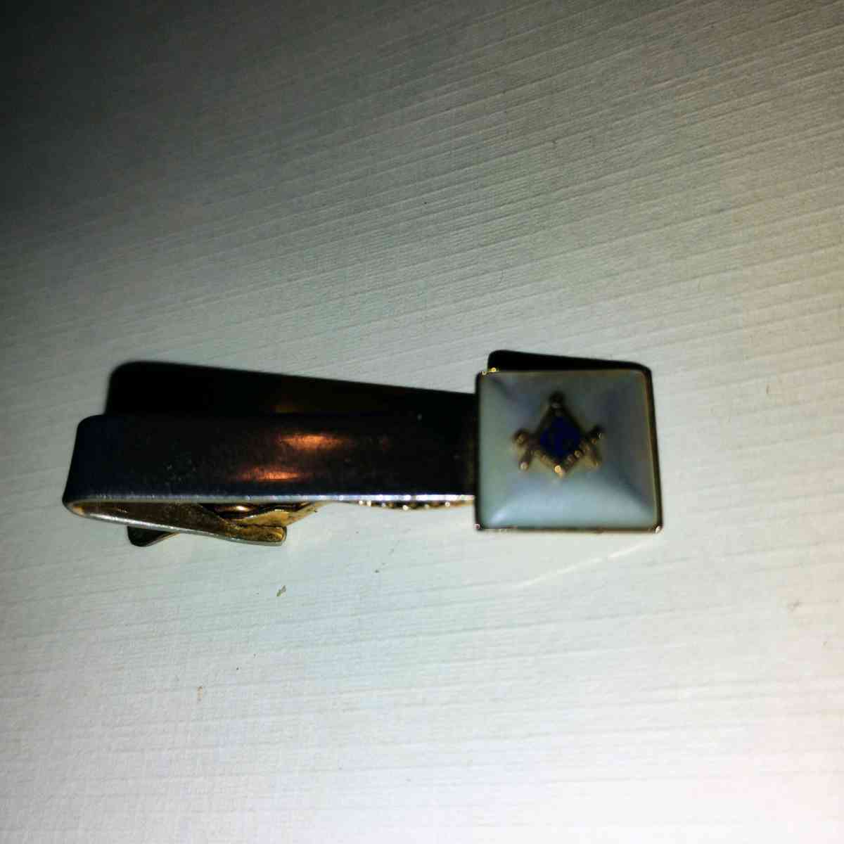 vintage mosaic Mason tie holder