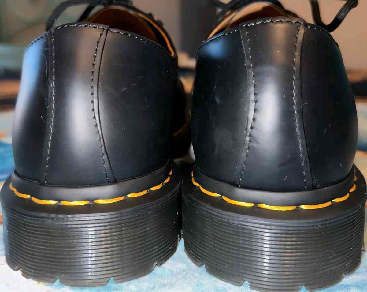 mens doc martens