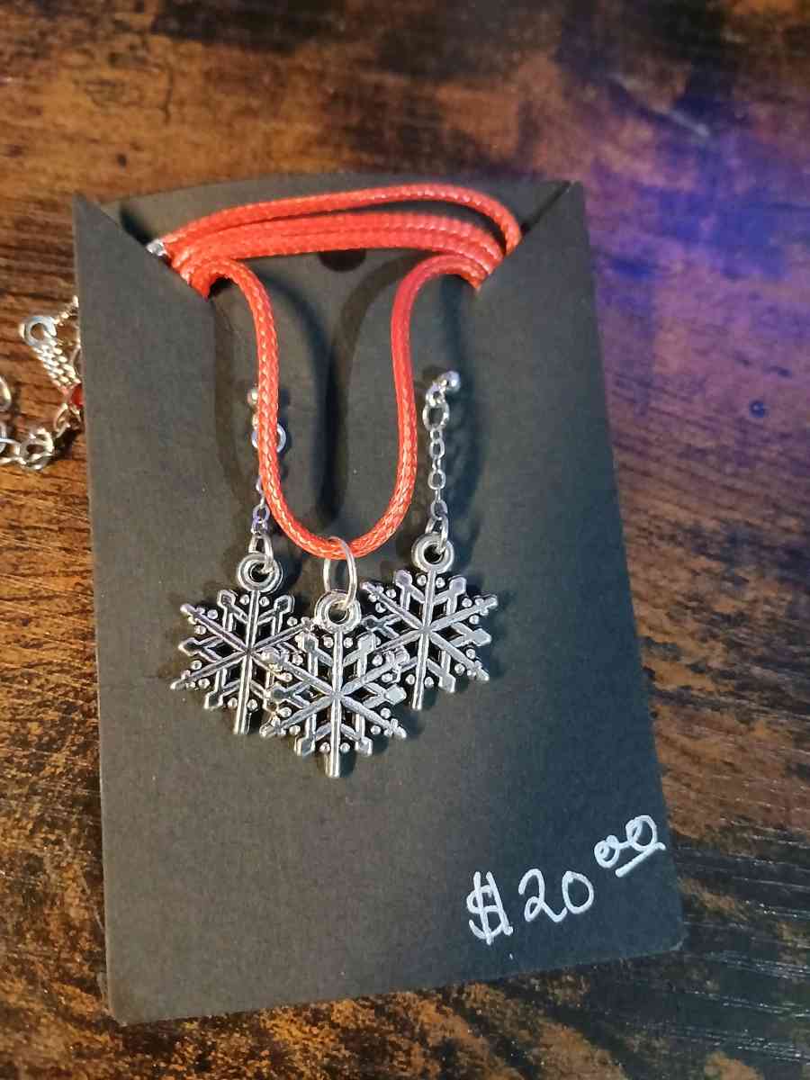 Stud Earrings Leather Necklace Set Silver Snowflake