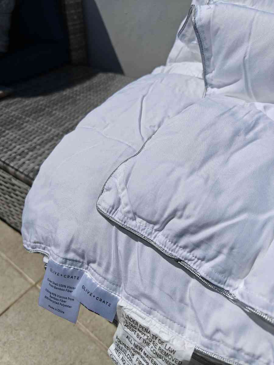 OliveCrate KING Bamboo Comforter Duvet Insert Cooling