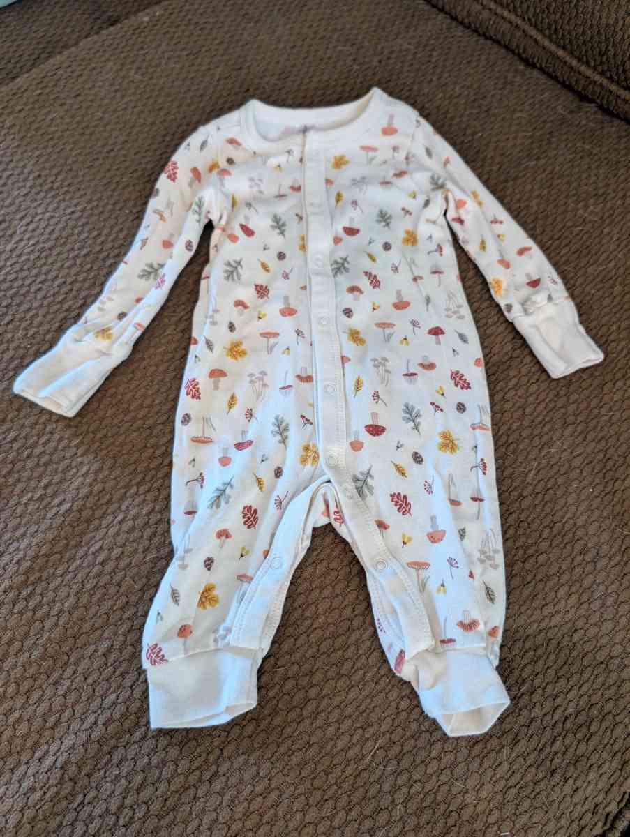 Fall snapup sleepsuit without feet