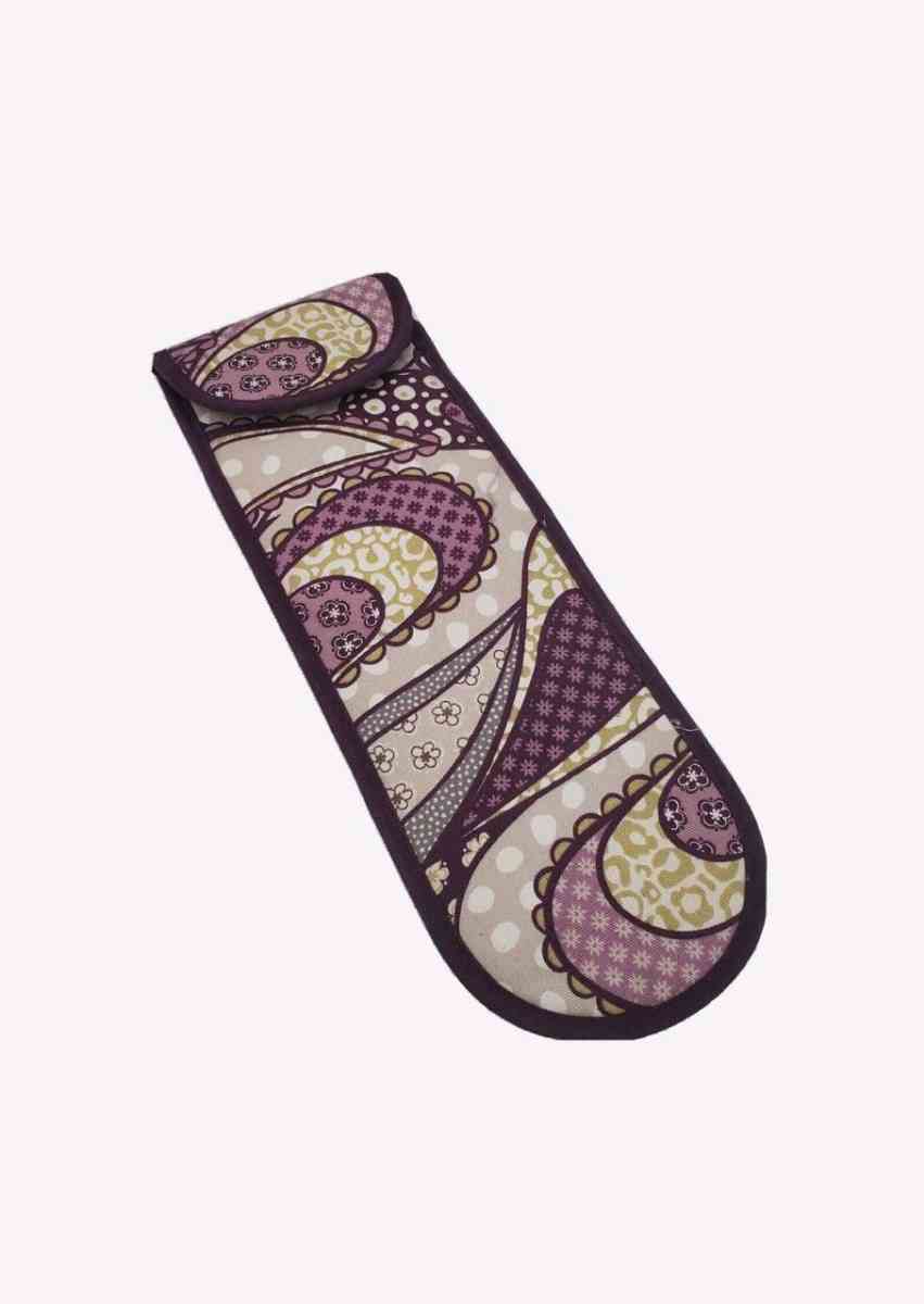 ThirtyOne Plum Awesome Blossom Travel Flat Iron Case Bag Pur