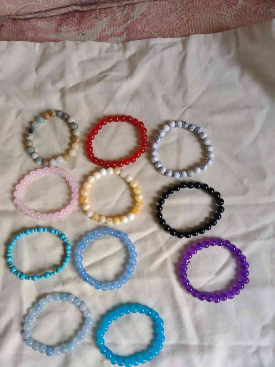 Gemstone elastic bracelets