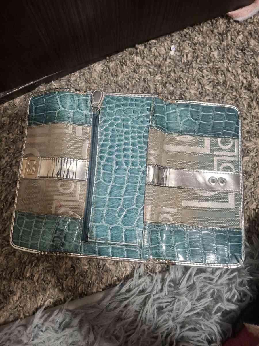 womens wallet