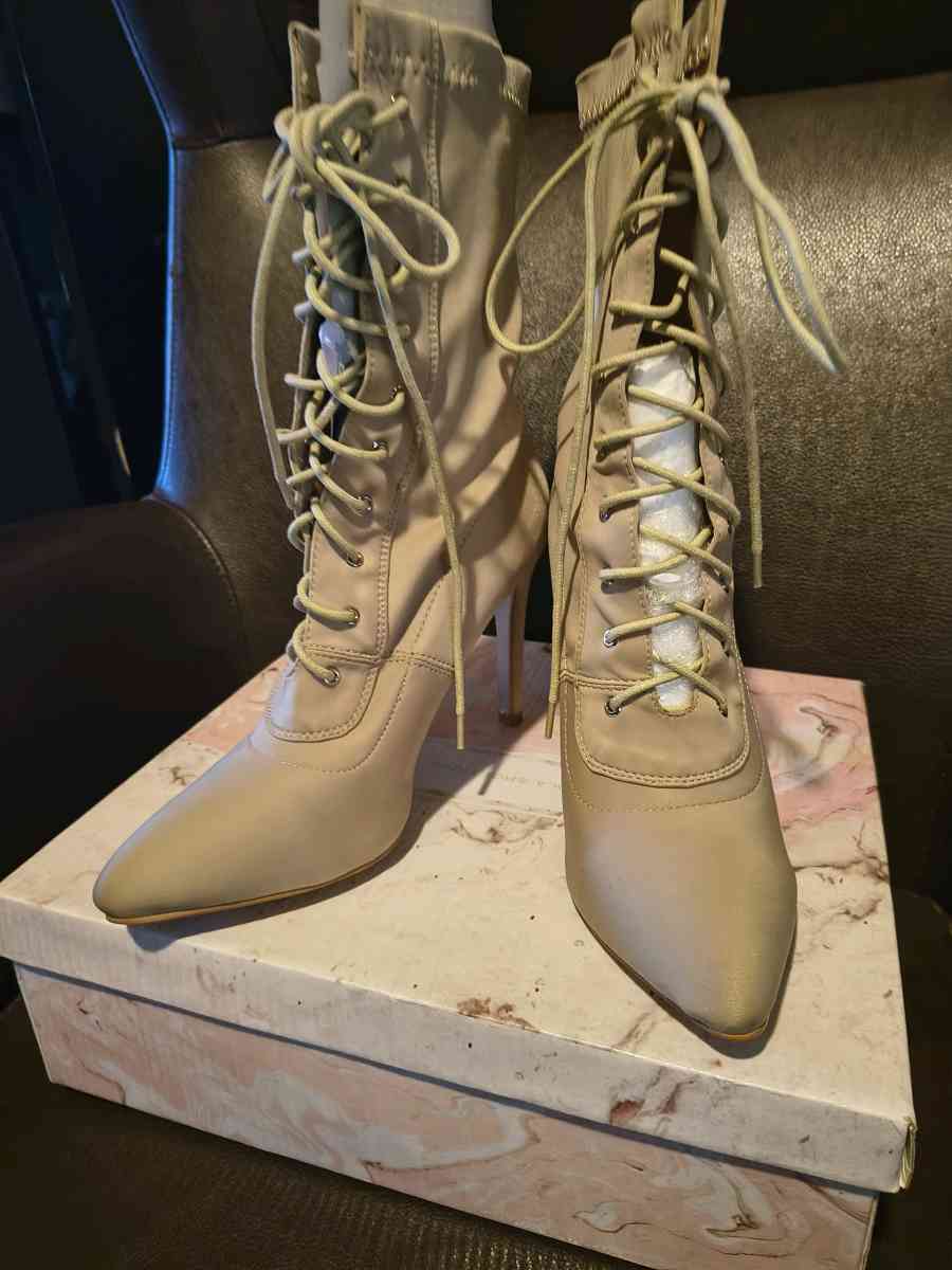 womens high reel boots