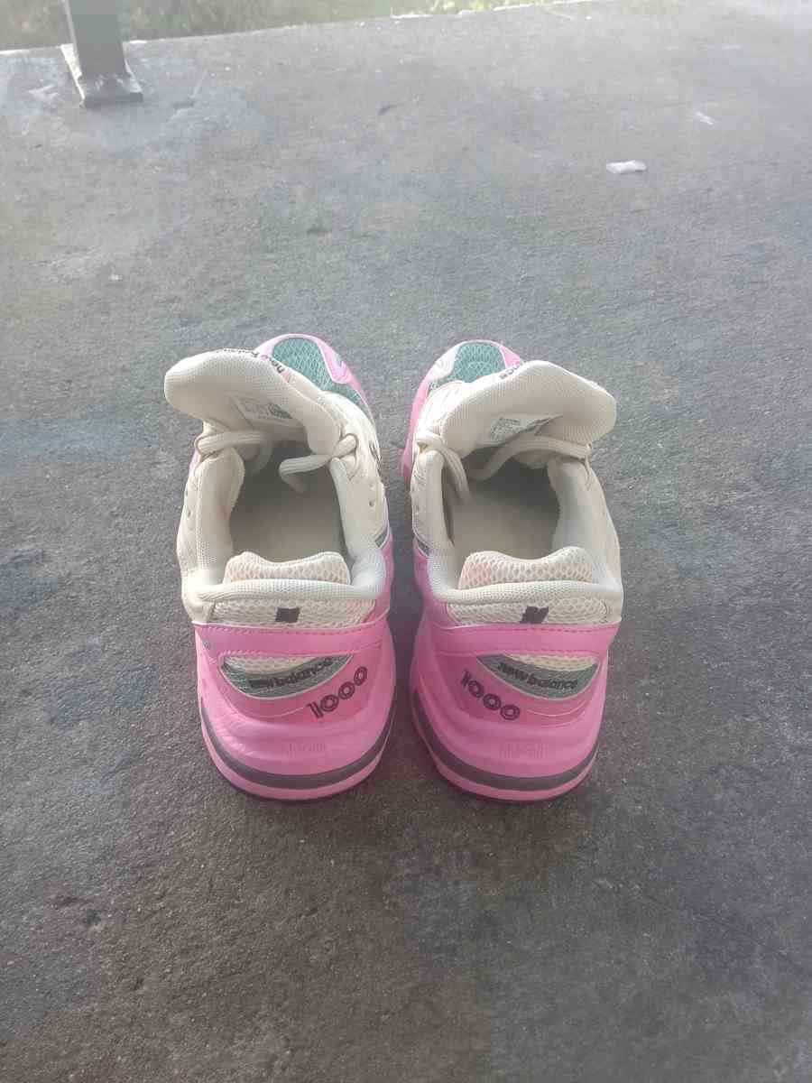new balance shoes size 6