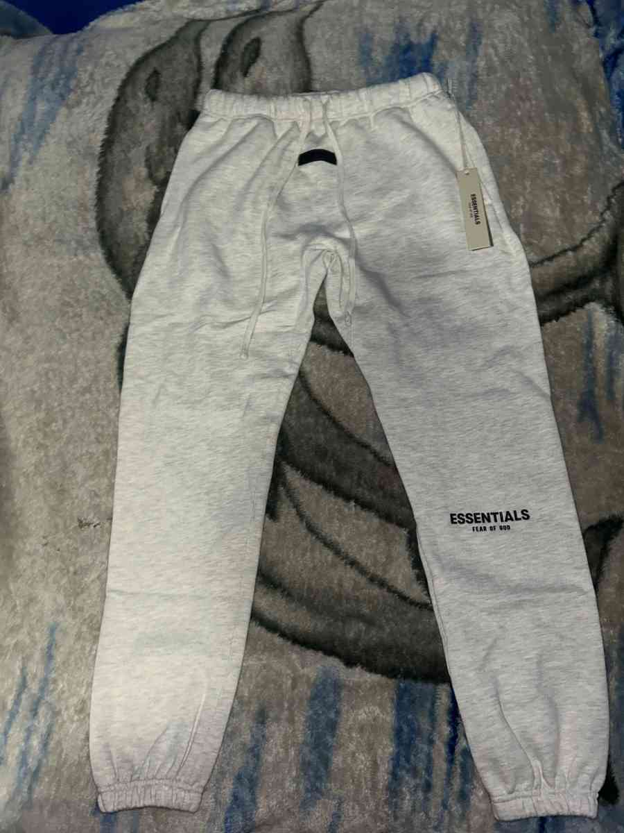essential sweat pants