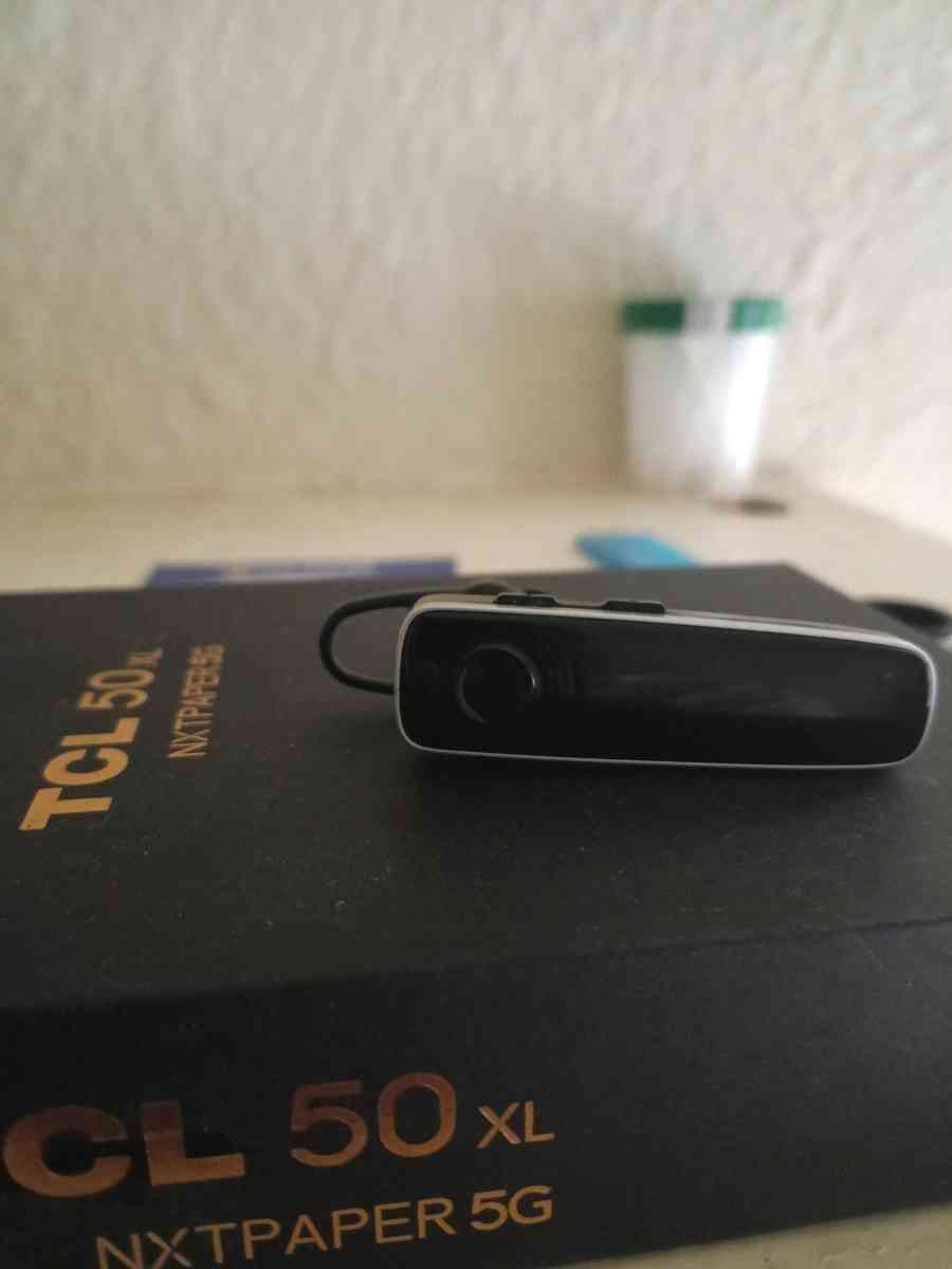 New Bee Blue tooth ear buds