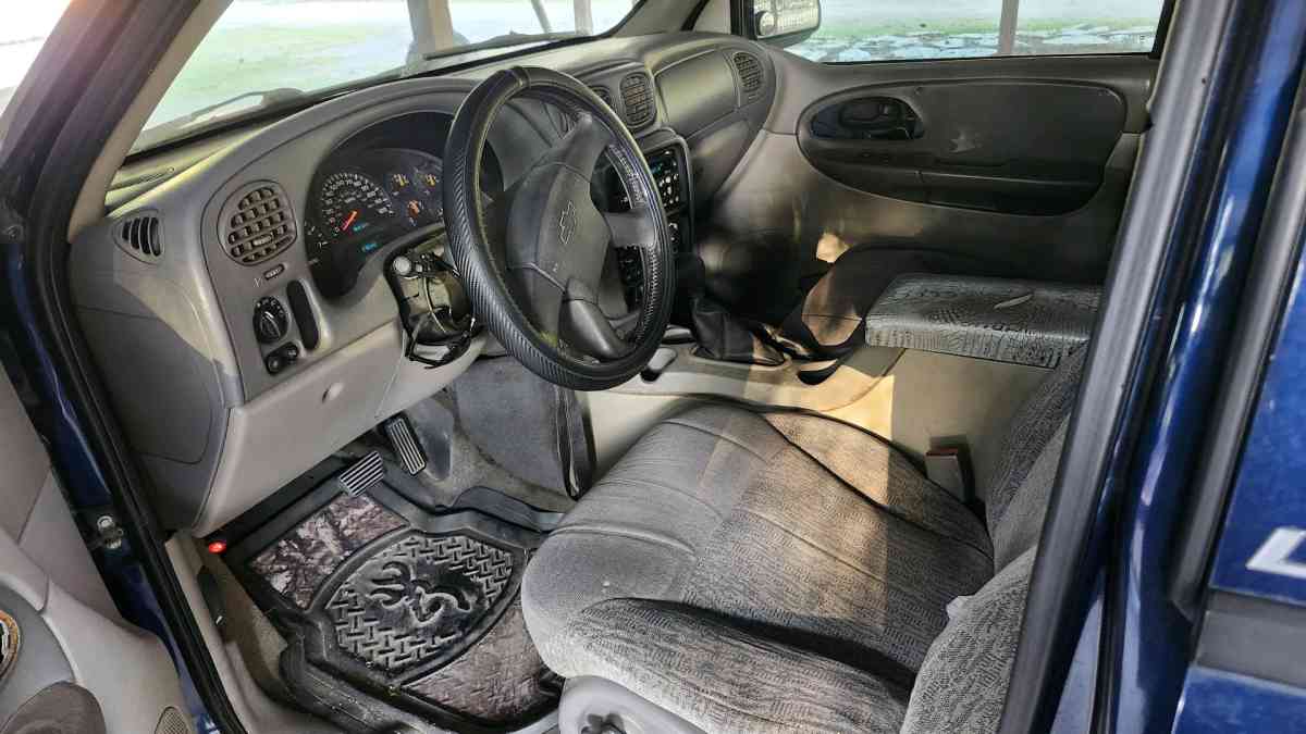 chevrolet trailblazer LT 2003