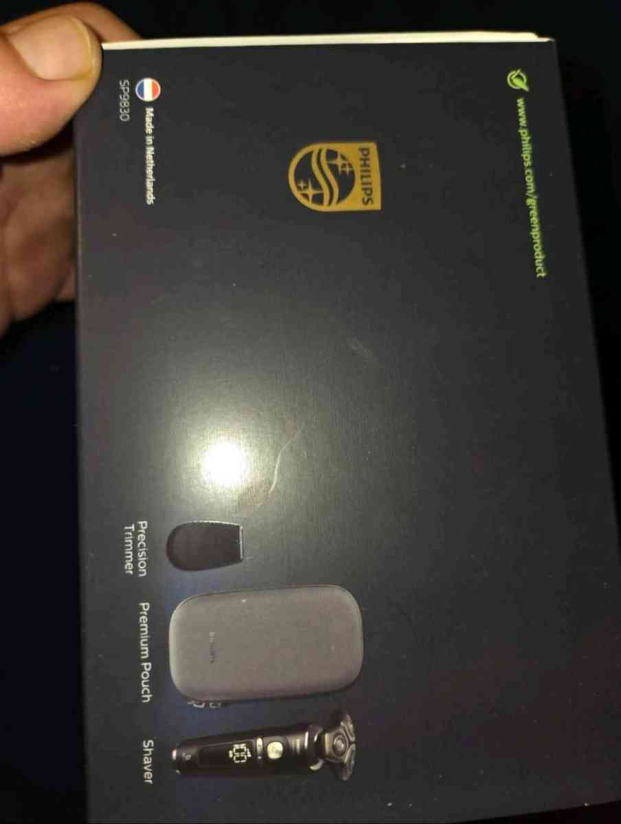 Philips Prestige S9000 shaver