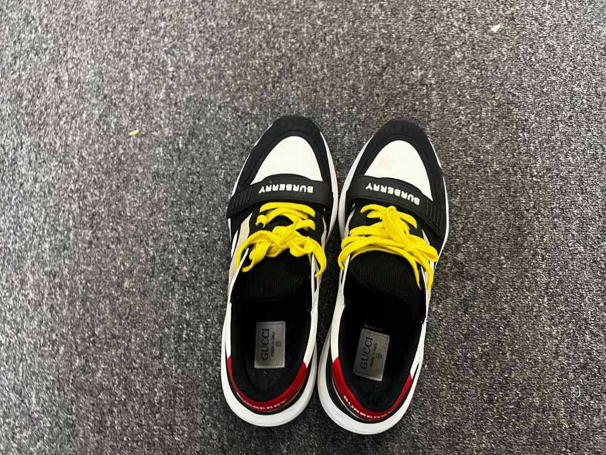 Burberry Gucci Mens Designer