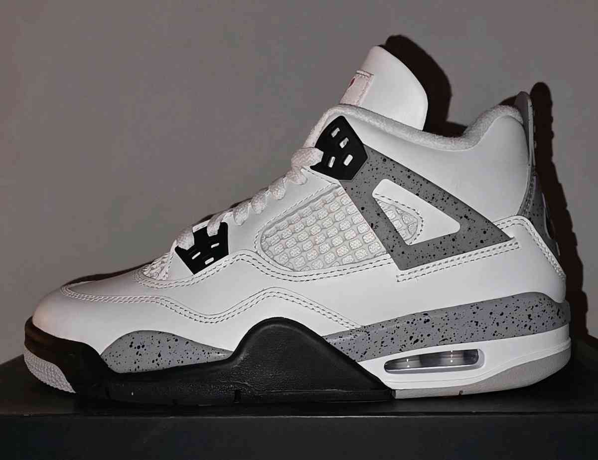 Air Jordan 4 Retro OG White Cement Youth Size 5