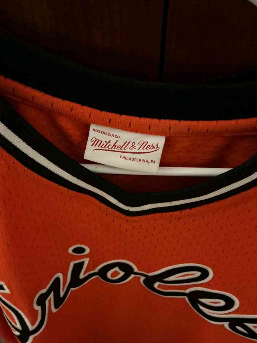 Mens XL Orange 8 Orioles Jersey