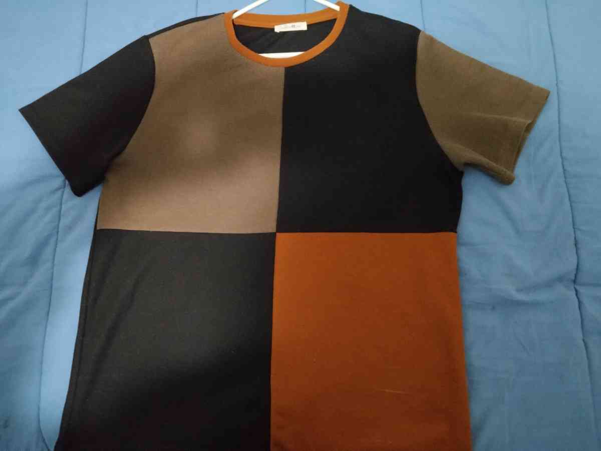 Mens multi colored short sleeve sweater