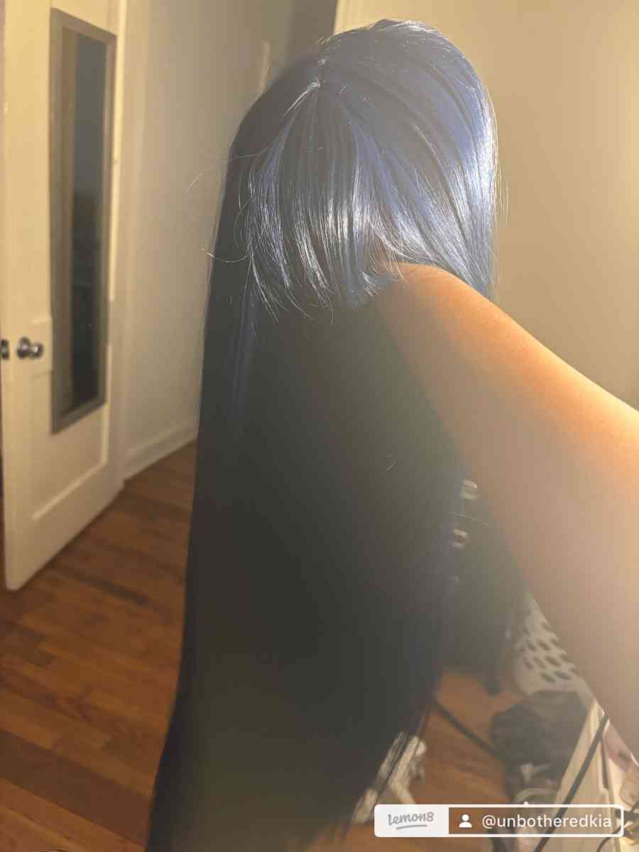 Blue bang wrap wig