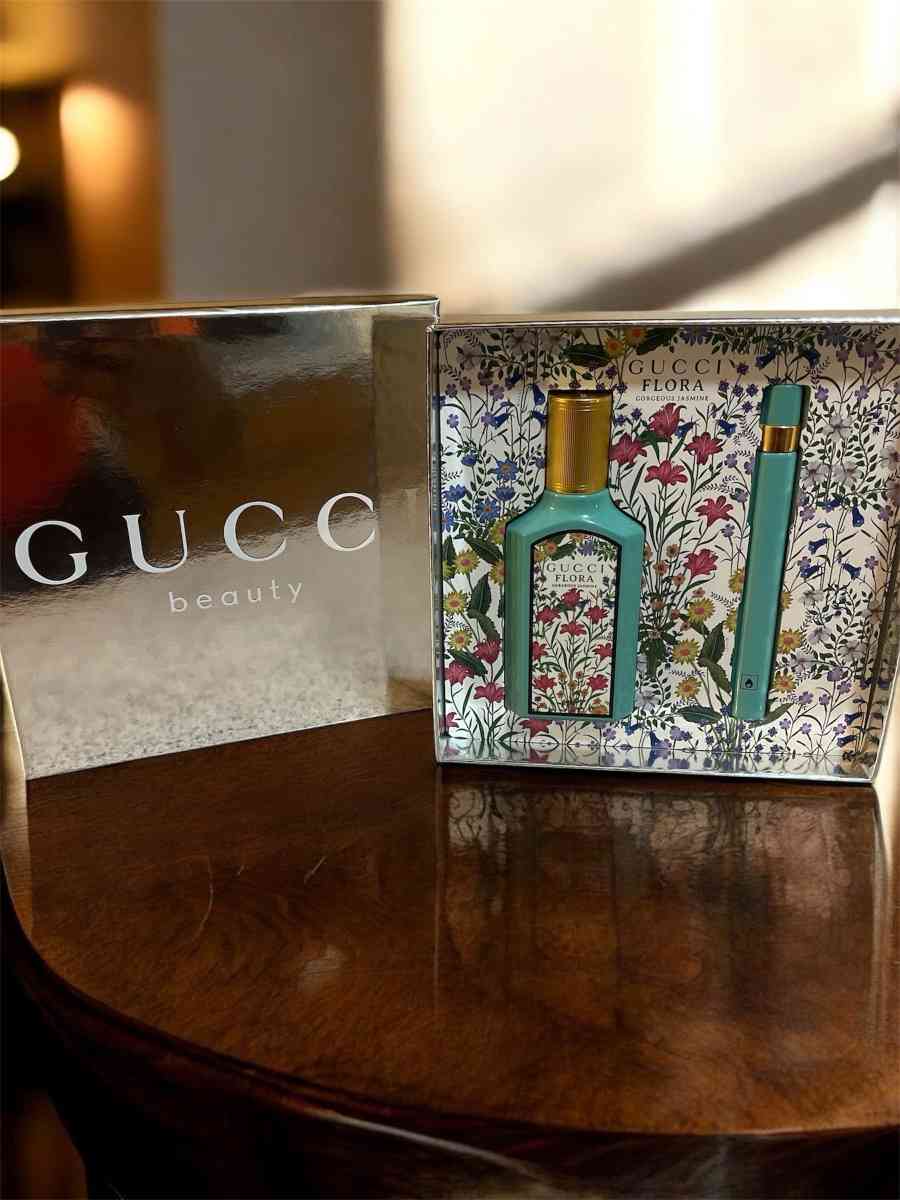 Luxury Perfume Gift Sets  Brand New  Perfect Holiday Gifts