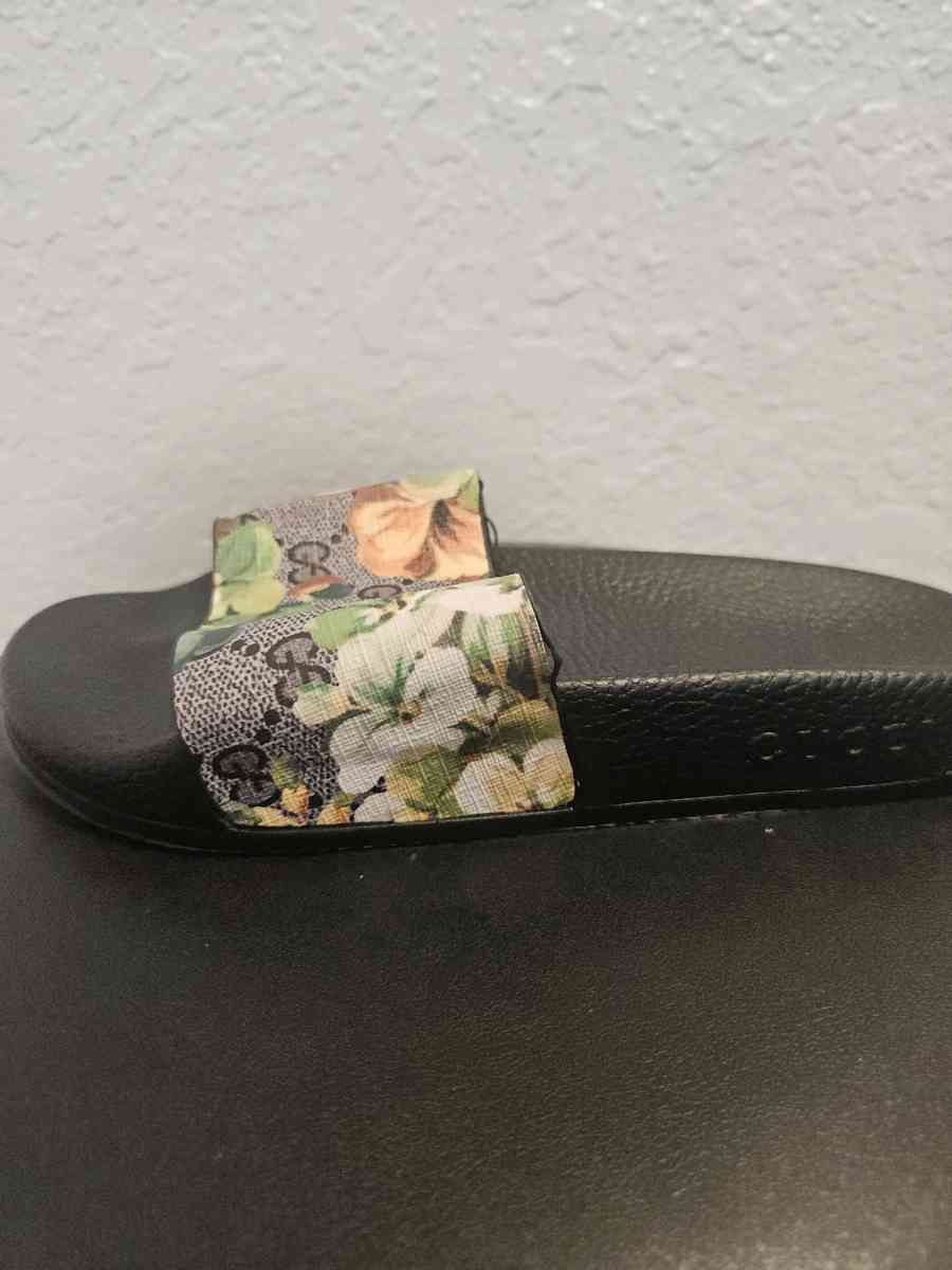 Amputee Super Rare Gucci Slide