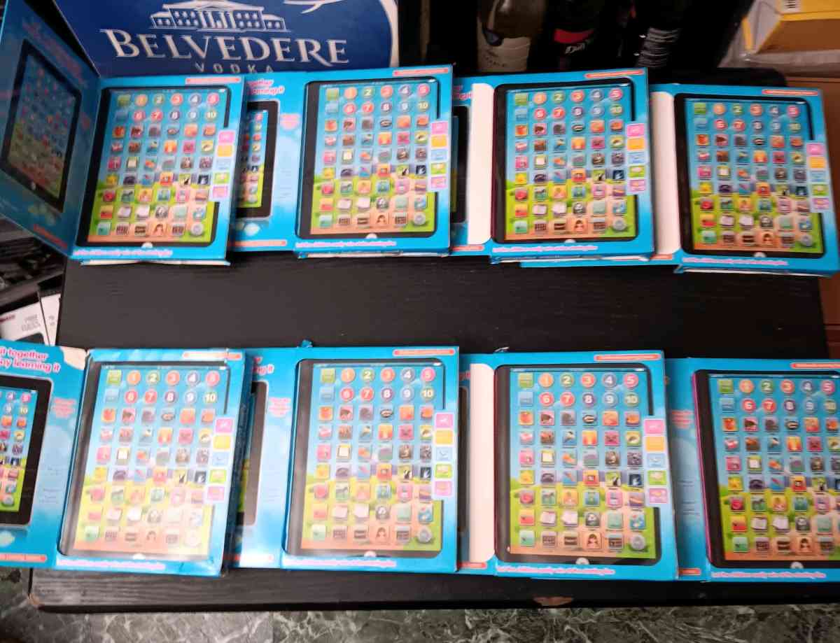 CHILDHOOD EARLY LEARNING BUTTON MACHINE TABLET