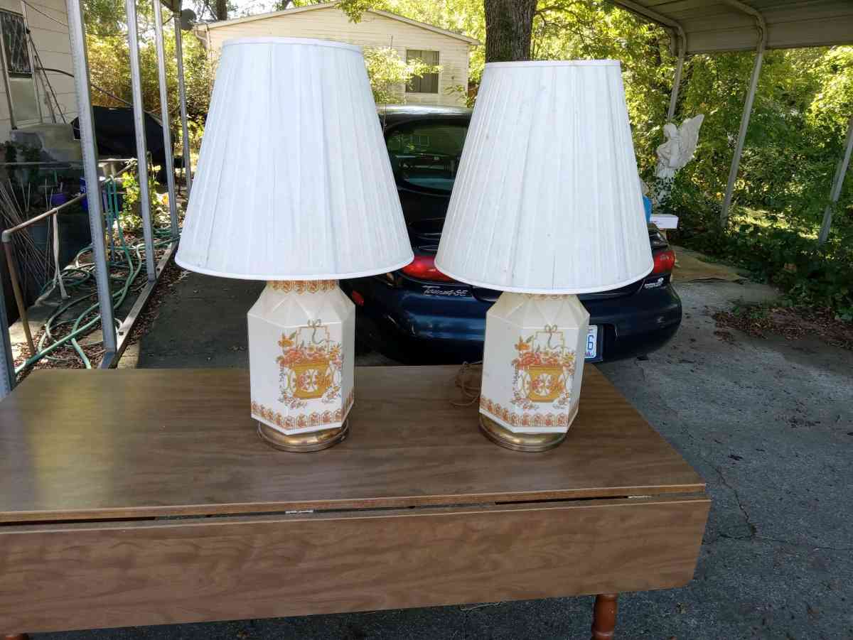 Lamps set
