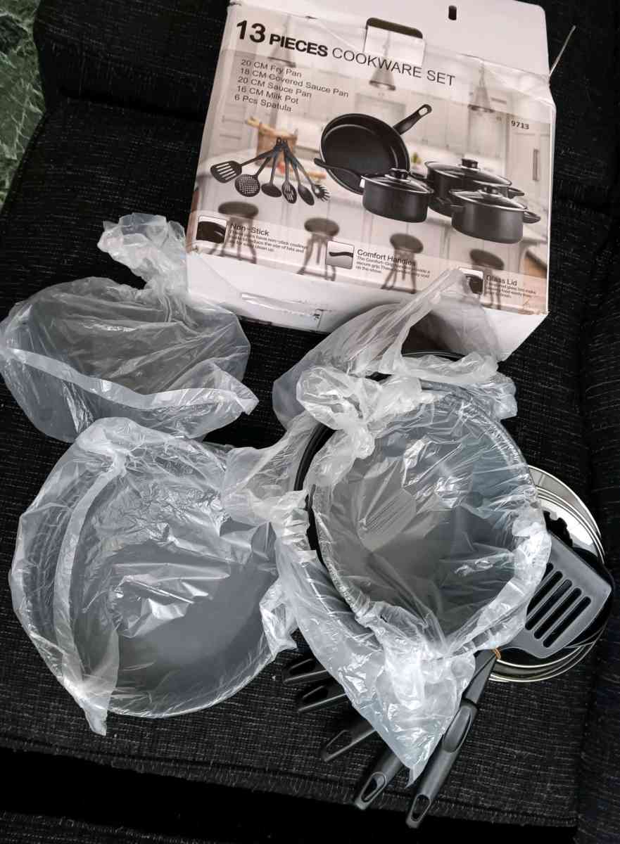 13PC SMALL COOKWEAR SET WITH UTENSILS