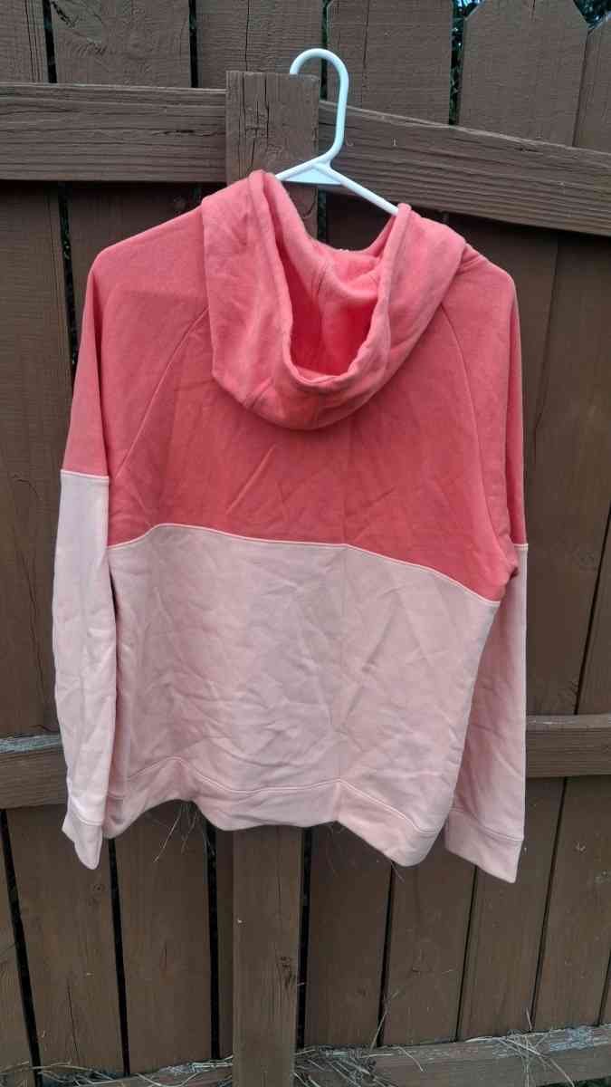 Reebok Womens Jacket Size L With Tag