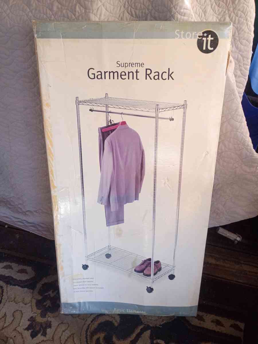 supreme garment rack