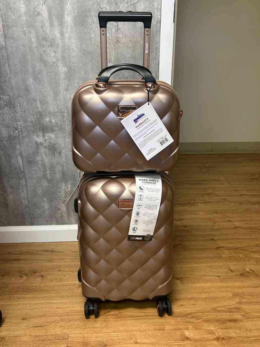 Luggage two piece set