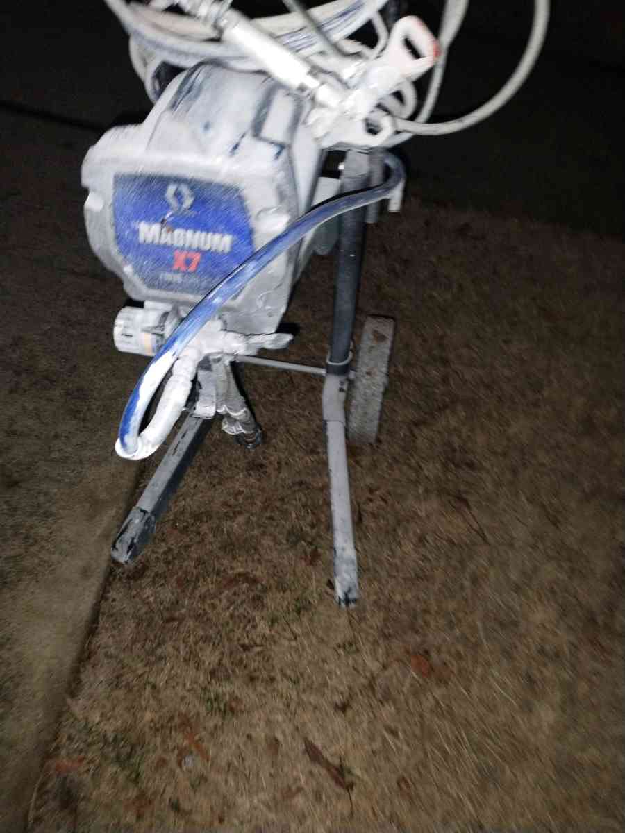 Magnum X7 airless paint sprayers