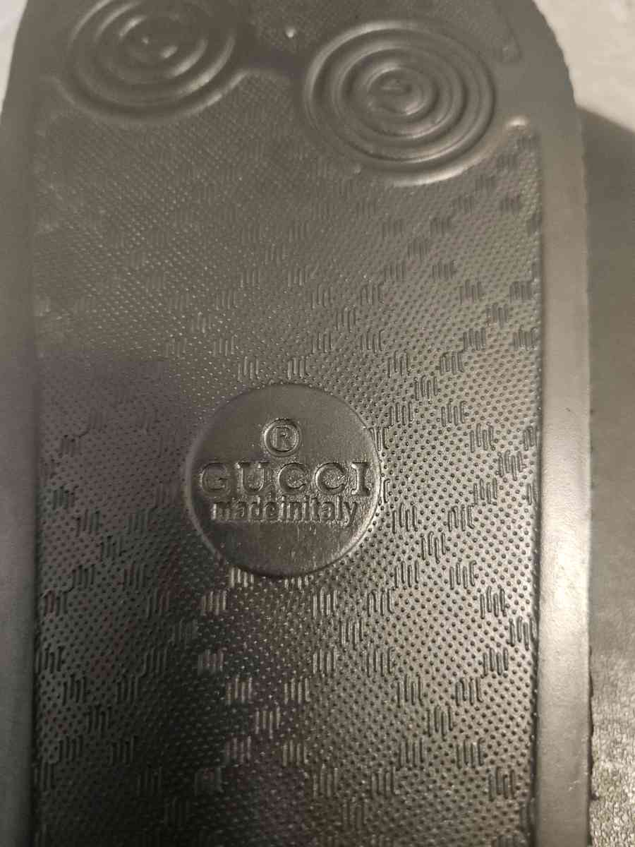 Amputee Super Rare Gucci Slide