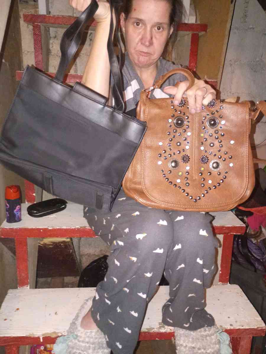 all purses 5dollars good shape and brand new