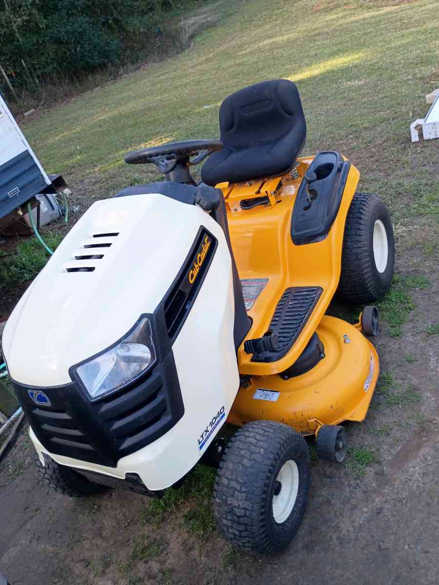 Cub cadet riding mower