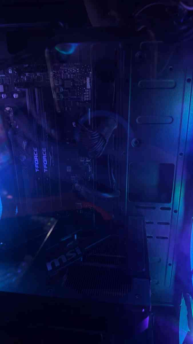 Gaming PC With Montior