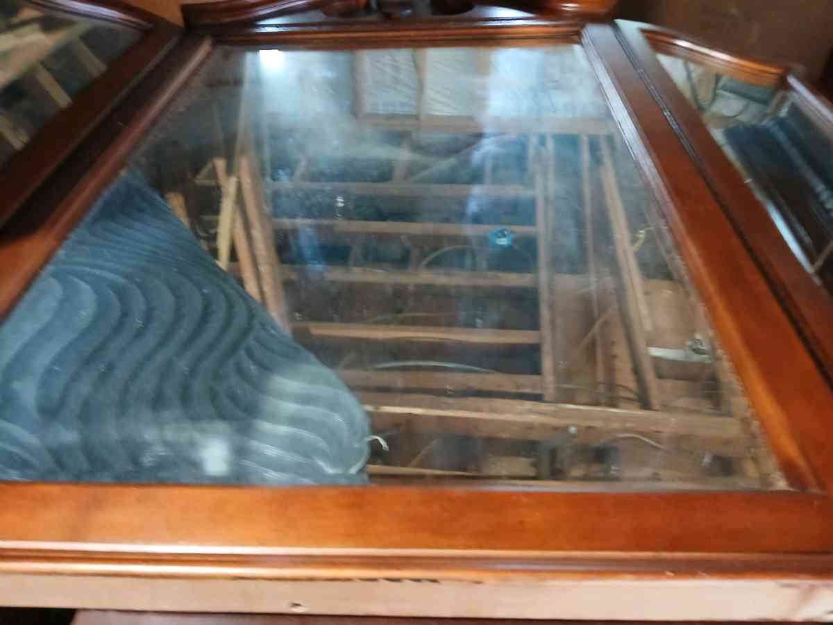 Red cherry wood with big mirror