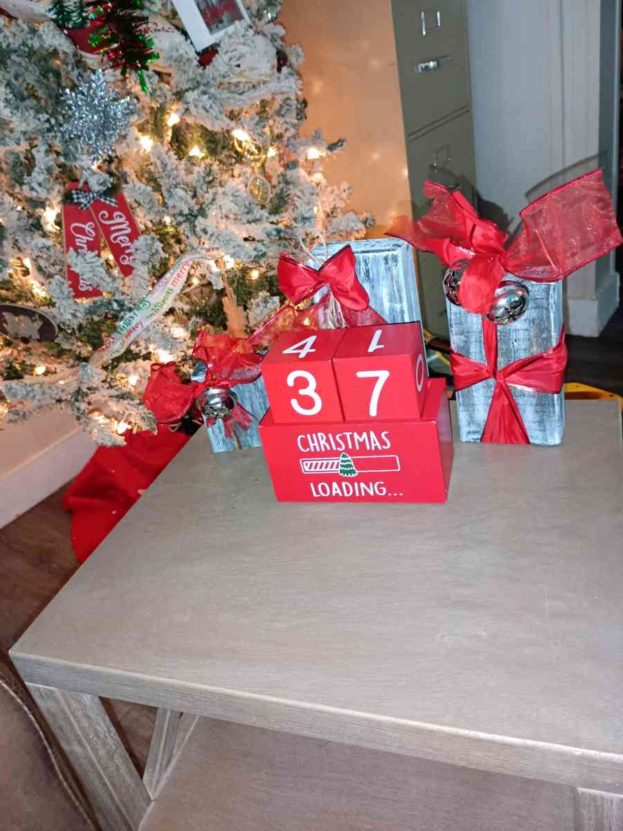 small wooden blocks made into Christmas decorations