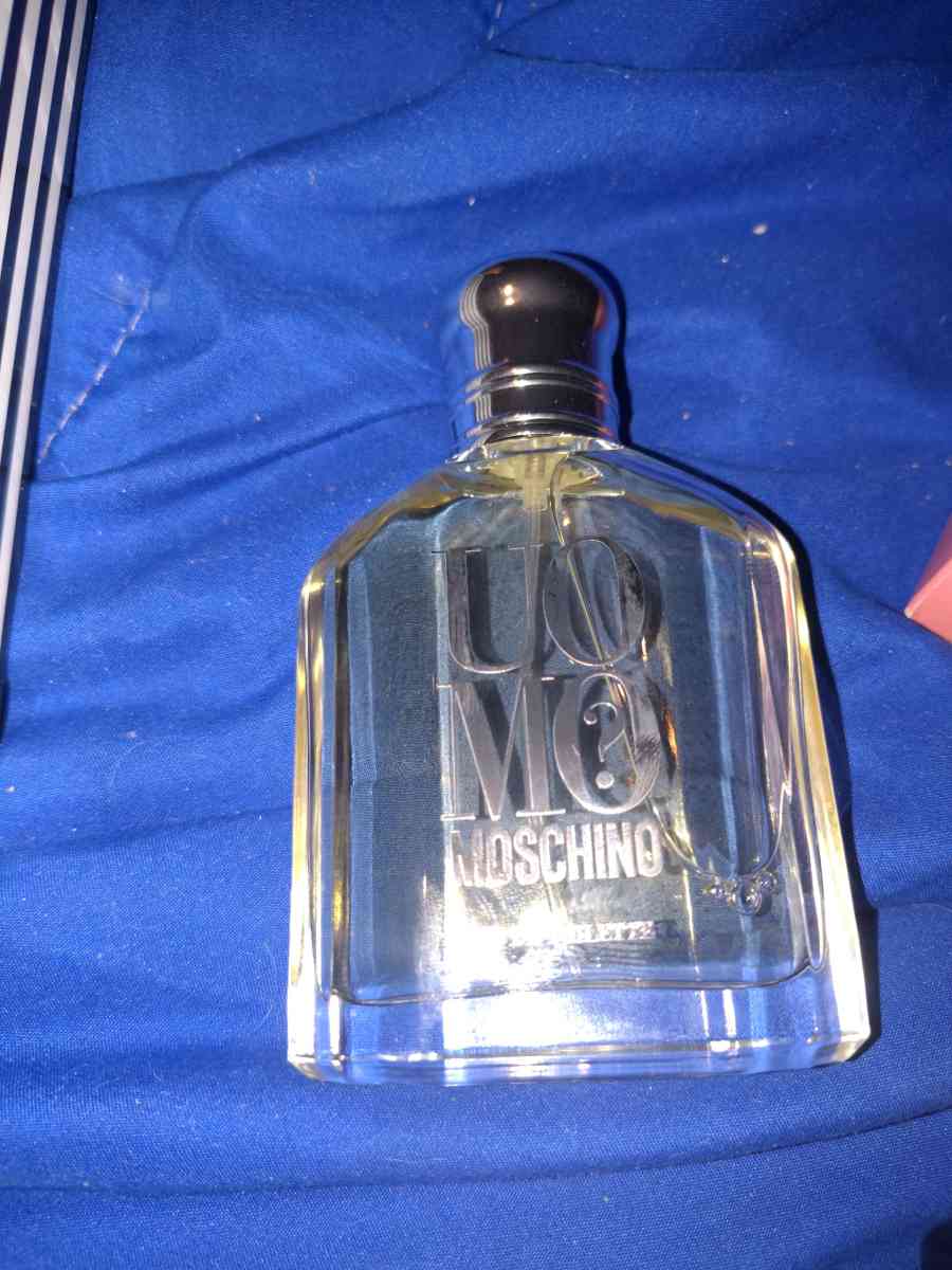UOMO Moschino 75ml Perfume z