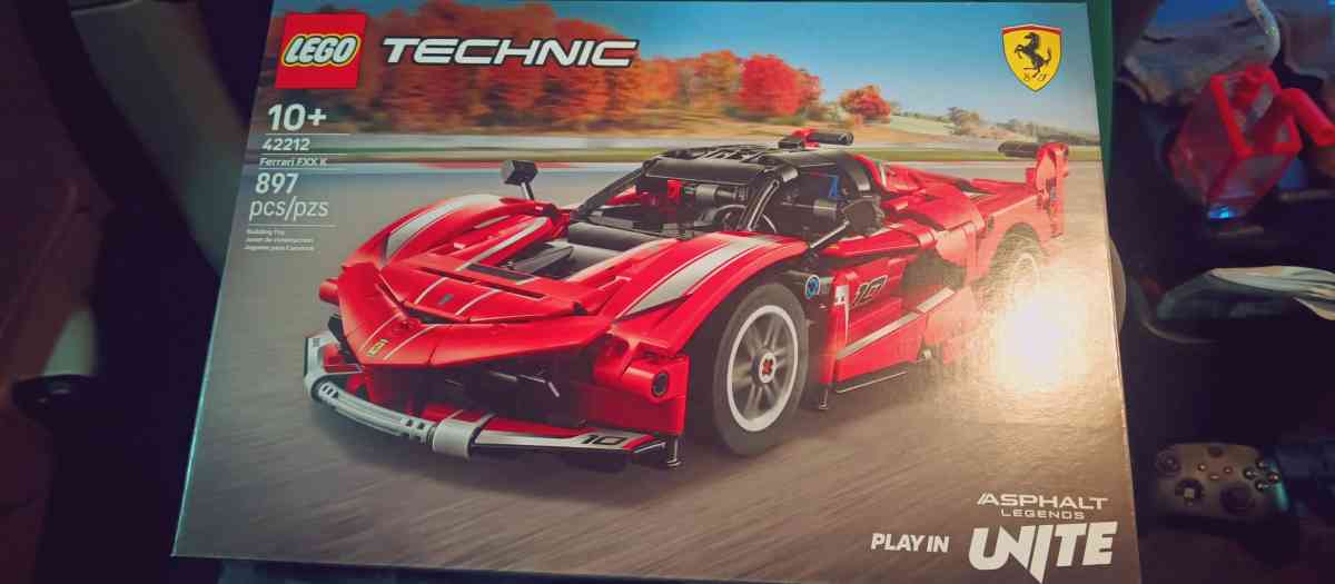 Lego Technic Ferrari FXX K Set